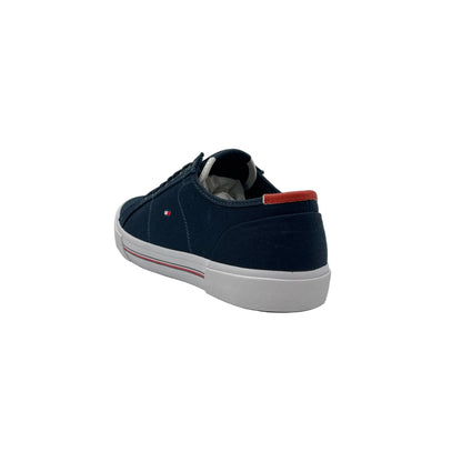 Tommy Hilfiger - 44